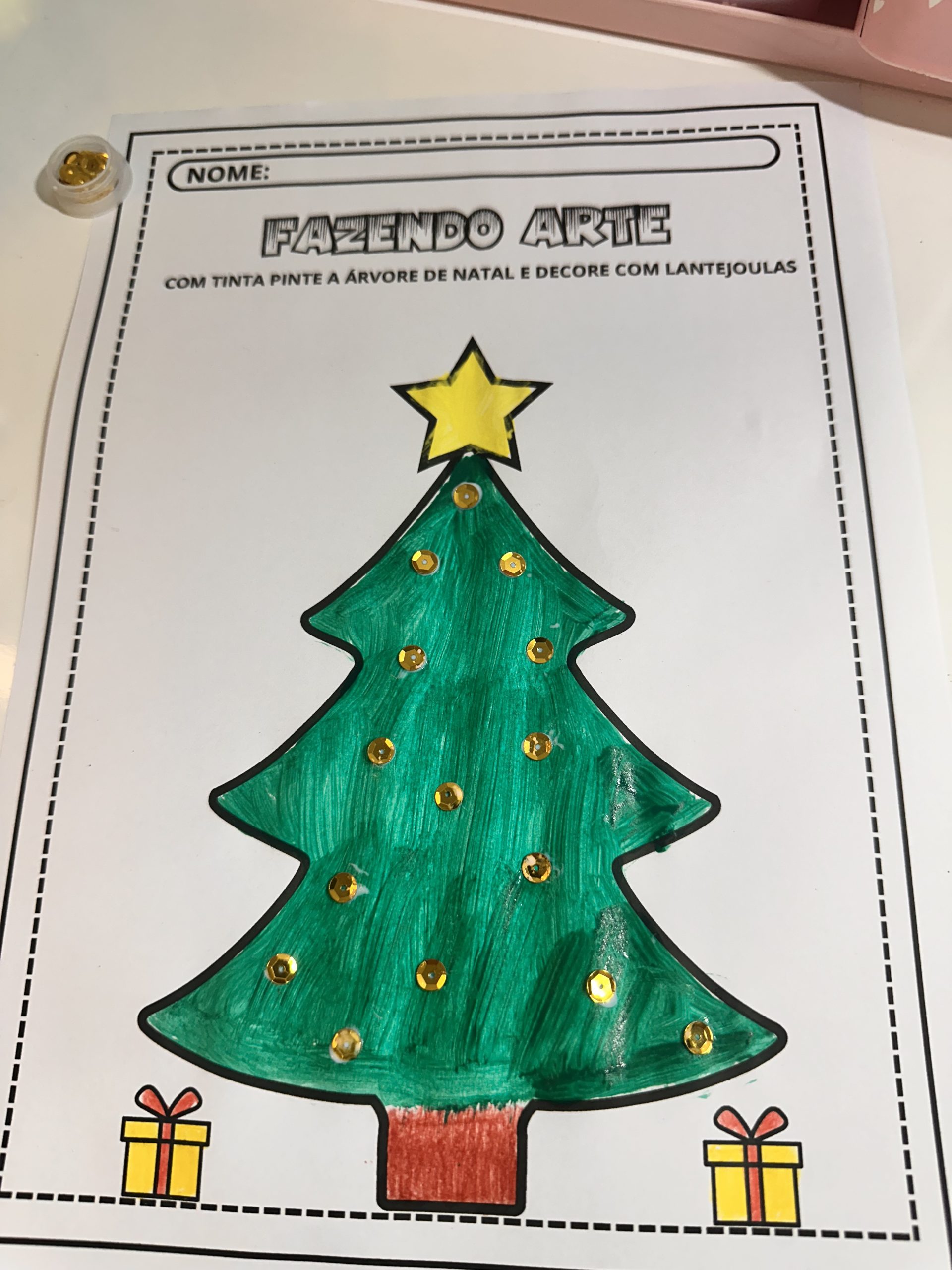PINTURA COM TINTA E COLAGEM - ÁRVORE DE NATAL - Imagem 3