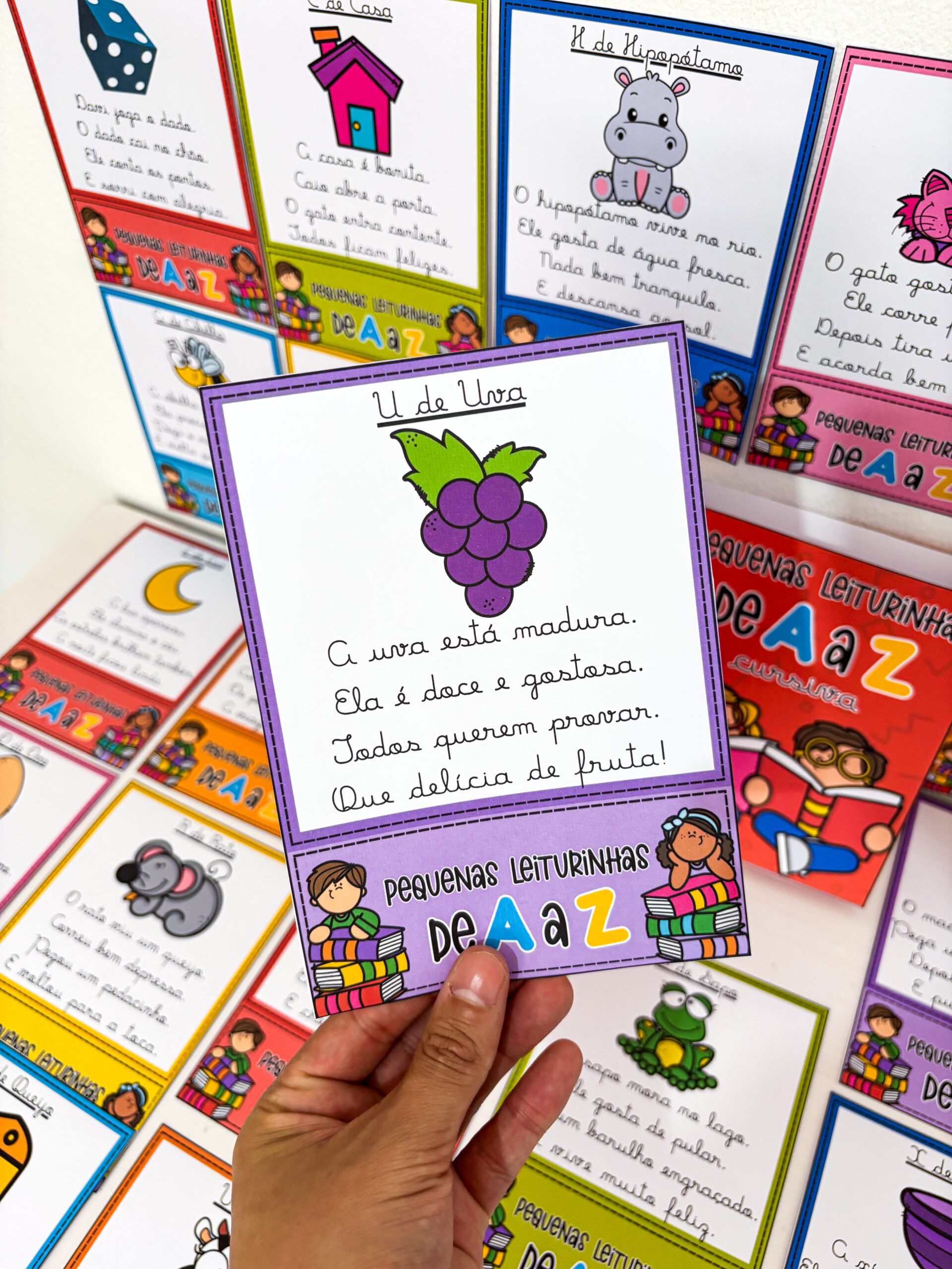 PEQUENAS LEITURINHAS DE A A Z — LETRA CURSIVA - Imagem 2